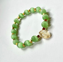 Load image into Gallery viewer, Green Leaf Bracelet
