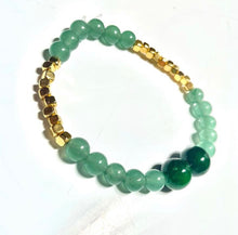 Load image into Gallery viewer, Lucky Clover Bracelet
