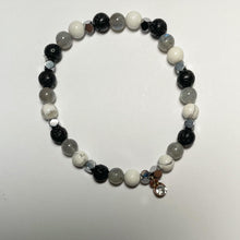 Load image into Gallery viewer, Shiny Shades bracelet
